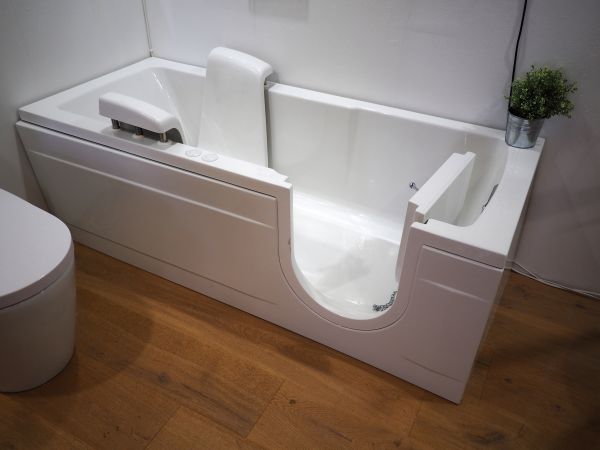 Cost of Walk In Tub Repair in Northville