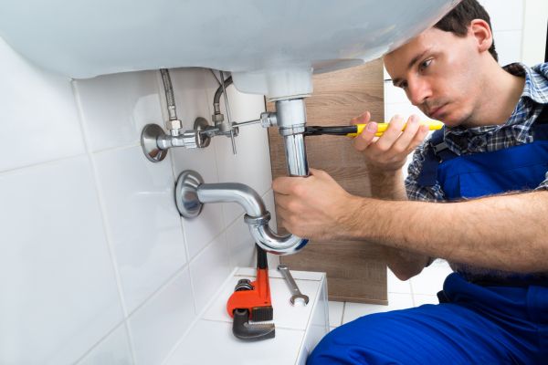 Kitchen Plumbing Repair Service