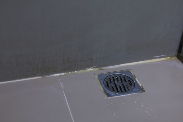 Cost of Bathroom Drain Installation in Northville